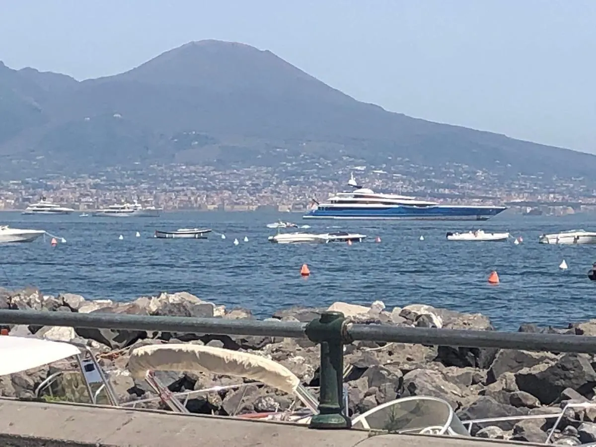 Mahalo Bed & Breakfast Naples Italy